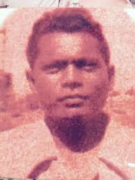 Only noticed the other night that Ophelia's grandad in season 4 is the  Spanish police chief from season 2.....