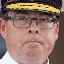 Cabinet documents to be submitted to judge in Vice-Admiral Mark Norman case  to determine relevancy