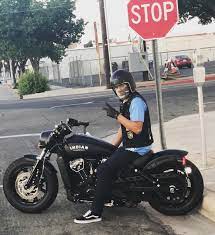 I M Obsessed With This Picture I M Obsessed With This Man Myhubby Mancrushmonday Indian Motocicletas Indian Autos Y Motocicletas Carros Y Motos