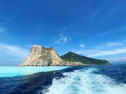 'turtle mountain island'), also known as kweishan island or kweishan tao, is an island in the pacific ocean. é¾œå±±å³¶ç‰›å¥¶æµ·æ€Žéº¼çŽ© ä¸€ç¯‡å¸¶ä½ çŽ©éé¾œå±±å³¶äº«å—ç„¡æ•µç¾Žæ™¯ç‰›å¥¶æµ· å¥§ä¸ä¸å®¢æ£§