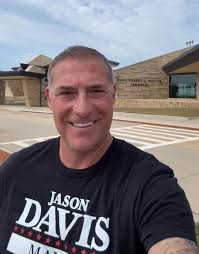 🇺🇸 Campaign signs are here, Dubuque! 💥 Momentum is building, and People  Over Politics starts now. 📍 Want a yard sign? 👉 DM me or go to  http://davisfordubuque.com to give us your