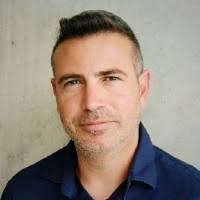 500+ perfiles de «Pavlides»