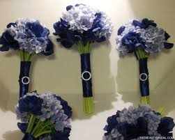 In the photos, theres light blue and navy blue hydrangea, please contact us if you want to mix the colors.flower head diameter:18cm Pin On Melissa S Wedding Ideas