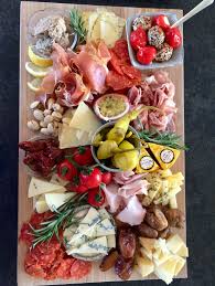 Meat Cheese And Fruit Brettljause Fingerfood Geburtstags Brunch