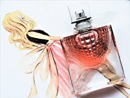 You see it in the sparkle of an eye, in the vibration of a smile. Lancome La Vie Est Belle L Eclat Avis