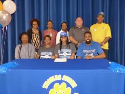 Thomas Stone seniors Hawkins, Nelson sign for basketball, Lackey graduate  Ethington for ice hockey