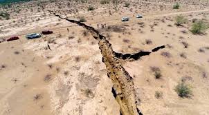 African Continent Is Literally Splitting In Two Experts Say It S Creating World S Next Ocean Ocean Continents Places To Visit
