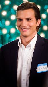 WHAT HAPPENS IN VEGAS (2008), After a wild night in Las Vegas, strangers  Joy and Jack wake up married — and to make things even crazier, they’ve won  a $3 million jackpot. The court orders them to stay ...