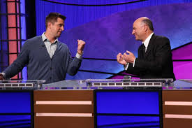 Aaron rodgers' guest stint hosting jeopardy! has thus far been a success. Green Bay Packers Quarterback Aaron Rodgers Finds Himself In Jeopardy Television Madison Com