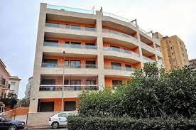 Dotato di una terrazza solarium e di una terrazza prendisole, l'appartamento apartaments blau si trova a lloret de. Appartamenti E Case Vacanze Lloret De Mar Da 17 Hundredrooms