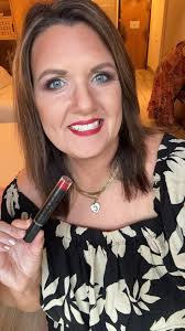 It's RED LIPSTICK DAY! Ladies, Let's Rock those Lips RED! 💋 💄👄