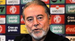 Isaac Álvarez pide apoyo para que Álex Arce se quede en LDU