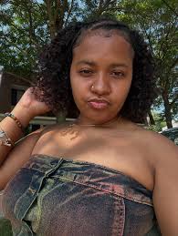 Sara Hilliard (@wce.bell) • Instagram photos and videos