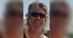 Jeff Fall's Instagram, Twitter & Facebook