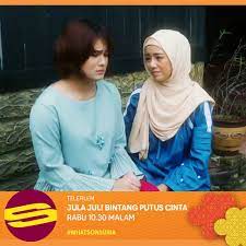 Sinopsis jula juli bintang putus cinta. Mediacorp Suria Ar Twitter Whatsonsuria Kali Ini Jula Dan Juli Mengalami Konflik Percintaan Dengan Dani Dan Idzham Sehingga Mereka Memutuskan Untuk Berpisah Dan Melarikan Diri Ke Kampung Kak Ton Saksikan Telefilem Jula