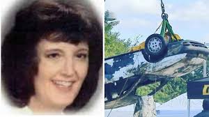 Divers crack Florida cold case, use sonar to find woman's upside-down car  in pond