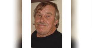 Kenneth Hurst's Instagram, Twitter & Facebook