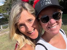 This is my beautiful friend and client Geraldine🥰 I have so much respect  for her for investing in her health and fitness while raising 3 beautiful  children. 👧🏼👧🏼👧🏼 I am so proud