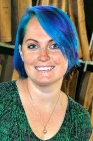 Elizabeth Nix's Instagram, Twitter & Facebook