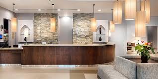 Holiday inn express jumeirah features 193 contemporary style bedrooms individually air conditioned, offering guests a comfortable, warm and friendly stay. Holiday Inn Express Dubai Safa Park Hotel By Ihg
