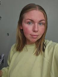 Red money piece highlights with black underneath