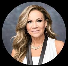 Crystal Leverette's Instagram, Twitter & Facebook