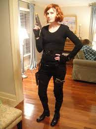 22 Simple Costumes For People Who Always Dress In Black Black Widow Halloween Costume Black Widow Costume Diy Black Widow Costume
