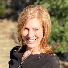Linda Kneidinger at Ultimate You Life + Health Coaching  (@ultimateyoucoaching) • Facebook