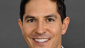 Jonathan Lange's Instagram, Twitter & Facebook