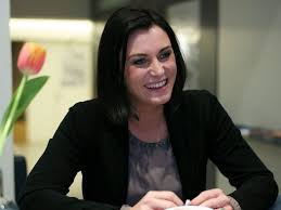 Wir haben alle infos über elisabeth köstinger, 42, övp: Elisabeth Kostinger Das Weibliche Gesicht Der Ovp Sn At