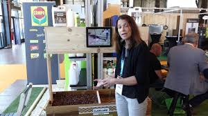 Compo France Valerie Brault Presente Clairfix Le Fixateur De Paillage Paillis De Chanvre Paillis Desherbage