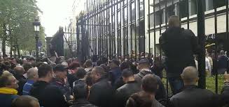 Numărul total de europarlamentari, din toate cele 28 de state membre este de. Raport Mae Despre Votul Din Diaspora Au Existat AcÅ£iuni Coordonate De Aducere La Vot A Unui NumÄƒr Mare De CetÄƒÅ£eni Cu Autocare