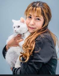 Diana Stiles's Instagram, Twitter & Facebook