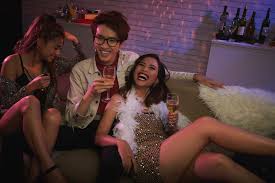 Whether you are looking for a unique theme party idea, rules to a legit drinking game, some sick mixed drink recipes or the newest hottest music; Women Reveal How They Really Feel About Dating Guys In Fraternities The Champs Yo