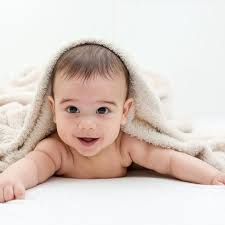 100 Nama Bayi Laki-laki dengan Kesan Modern, Jarang Dipakai dan Terdengar  Keren