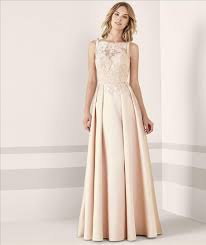 Vestiti lunghi e corti, in chiffon e in seta e declinati in tantissimi colori per invitate perfette: Zeti Zahtijevajte Visa Abiti Da Cerimonia Pronovias 2019 Emmacampphotography Com