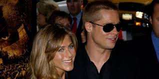 Although they are no longer together, actors brad pitt and jennifer aniston were a quintessential hollywood couple throughout the 1990s and early aughts. Jennifer Aniston Brad Pitt Bei Sagawards Endlich Wieder Vereint Radio Hamburg