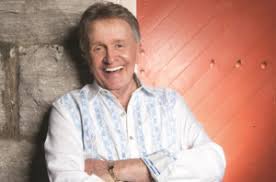 Bill lives on old hickory lake outside nashville with his three children; jamey anderson, terri anderson, and jenny anderson and eight grandchildren. Bill Anderson Wife Bio Age Marriages Children Songs And Net Worth 2020