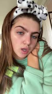 Cara McLaughlin (@caramcl11)