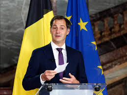 De belgische regeringen gaan in het verweer tegen de nieuwe regels voor wegvervoer die europa afgelopen zomer goedkeurde. Vlaams Protest Tegen Nieuwe Belgische Regering Ondemocratisch En Anti Vlaams Nos