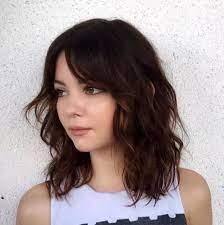 40 Stunning Medium Hairstyles For Round Faces Shoulder Hair Medium Hair Styles Haircuts For Round Face Shape
