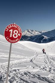 Randonnee En Raquettes Jusqu Au Grand Truc Randonnee Raquette Randonnee La Toussuire