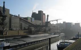 Somit ist er der am dünnsten besiedelte der 50 stadtteile düsseldorfs. Neue Ol Pipeline Im Neusser Hafen Ne Ws 89 4