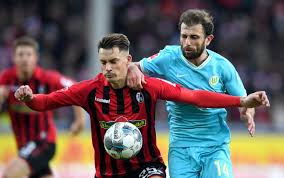 Sc freiburg video highlights are collected in the media tab for the most popular matches as soon as video appear on video hosting sites like youtube or dailymotion. Duell Um Europa Wolfsburg Empfangt Freiburg Fussball International Serios Kompakt