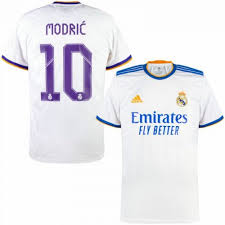 Step inside and take a look at our enormous selection of fc bayern munich football gear. 21 22 Real Madrid Home Trikot Modric 10 Offizielle Beflockung Fussball Shop De Fanobchod Cz