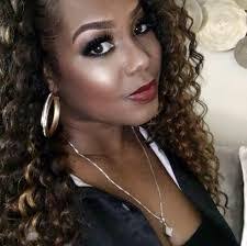 Janet Levingston's Instagram, Twitter & Facebook