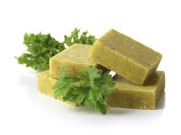 Il brodo vegetale è una preparazione di base tra le più importanti e utilizzate in cucina. Come Preparare Il Dado Vegetale In Casa Studio Mpa Di Samuele Alessi