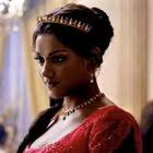 Kate Sharma wearing gorgeous blue and green dresses👗💚 :  r/BridgertonNetflix