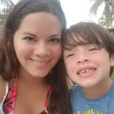 Tomamos esta oportunidad para felicitar en su día de nacimiento a la gran  profesora, aliada y amiga Iris Berrios. Punta de lanza y líder indiscutible  de la Escuela Ruben Rodriguez de Naranjito