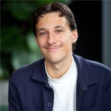 C'est ainsi que se termine mon parcours scolaire après plus de 17 ans  d'études. Je suis plus que reconnaissant des connaissances et des  rencontres que j'ai faites au travers de cette merveilleuse… |